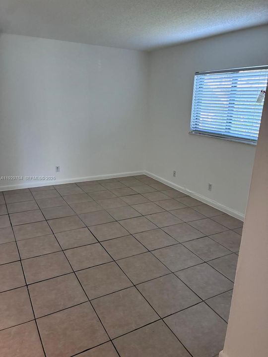 For Rent: $1,600 (1 beds, 1 baths, 0 Square Feet)