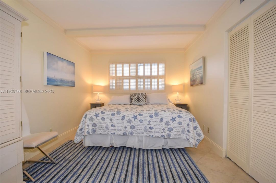 En Venta: $765,000 (2 camas, 2 baños, 1076 Pies cuadrados)