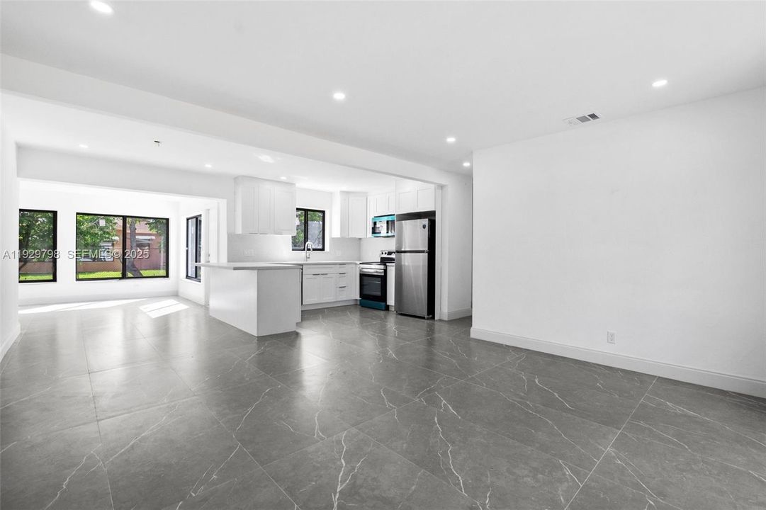 На продажу: $495,000 (3 спален, 2 ванн, 0 Квадратных фут)