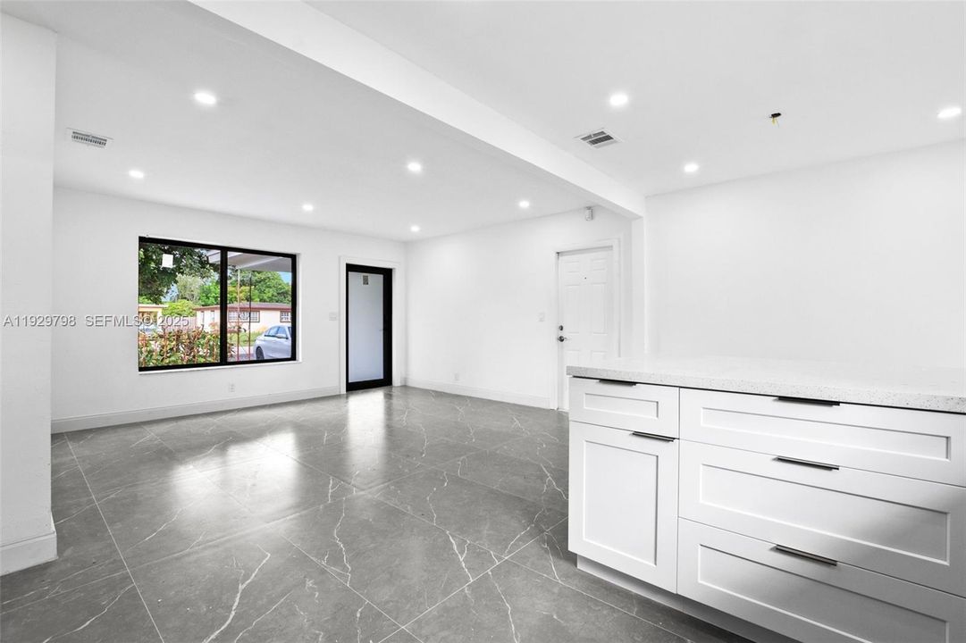 На продажу: $495,000 (3 спален, 2 ванн, 0 Квадратных фут)