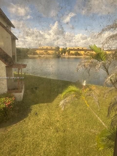 В аренду: $2,300 (2 спален, 2 ванн, 1055 Квадратных фут)