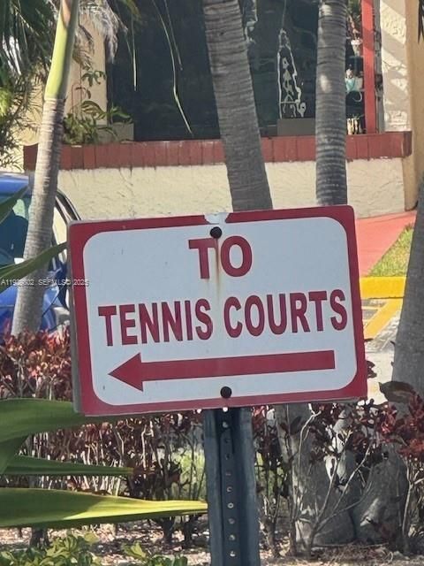 В аренду: $2,300 (2 спален, 2 ванн, 1055 Квадратных фут)