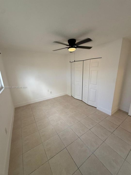 For Sale: $630,000 (5 beds, 4 baths, 1600 Square Feet)