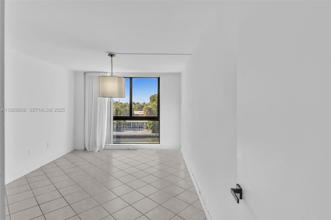 В аренду: $3,300 (2 спален, 2 ванн, 1050 Квадратных фут)