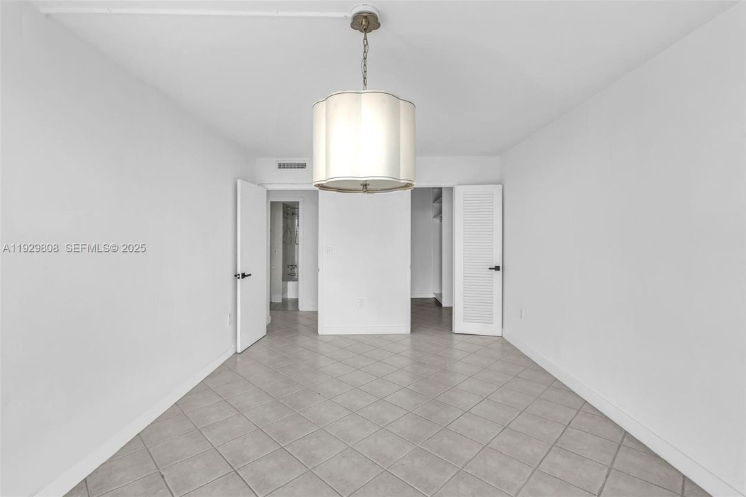 В аренду: $3,300 (2 спален, 2 ванн, 1050 Квадратных фут)