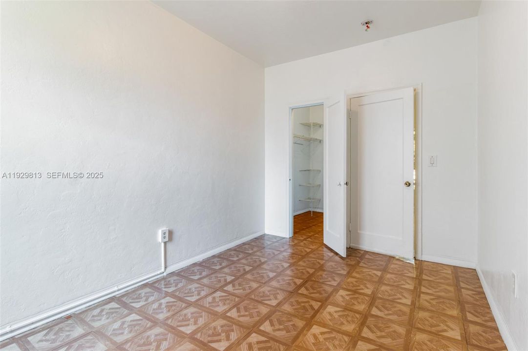 В аренду: $1,600 (1 спален, 1 ванн, 500 Квадратных фут)