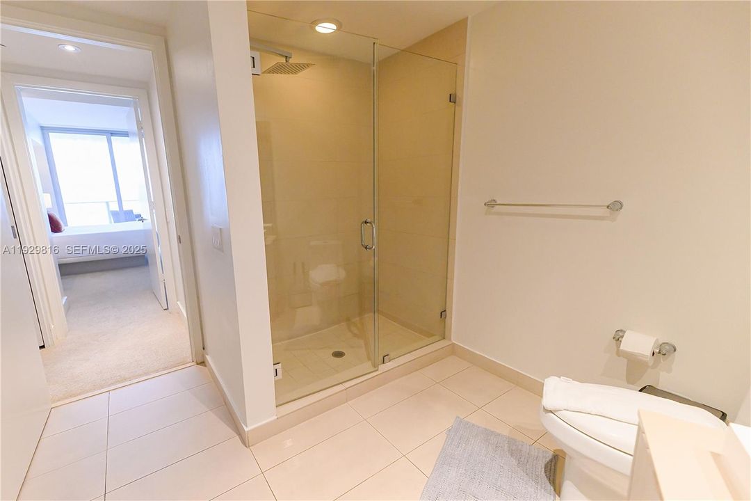 For Sale: $579,000 (1 beds, 1 baths, 850 Square Feet)