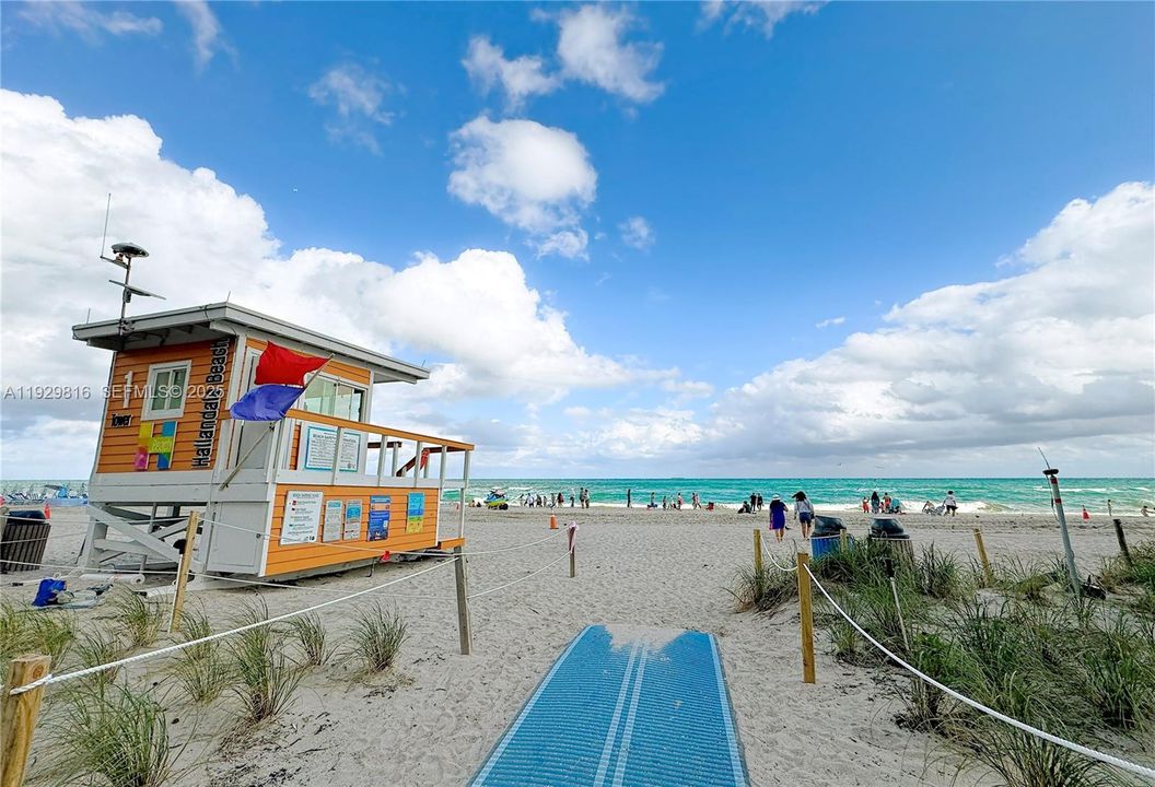 For Sale: $579,000 (1 beds, 1 baths, 850 Square Feet)