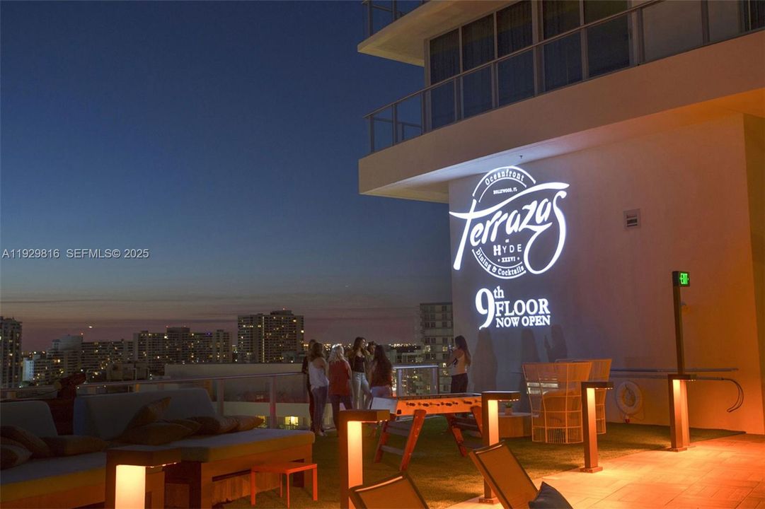 For Sale: $579,000 (1 beds, 1 baths, 850 Square Feet)