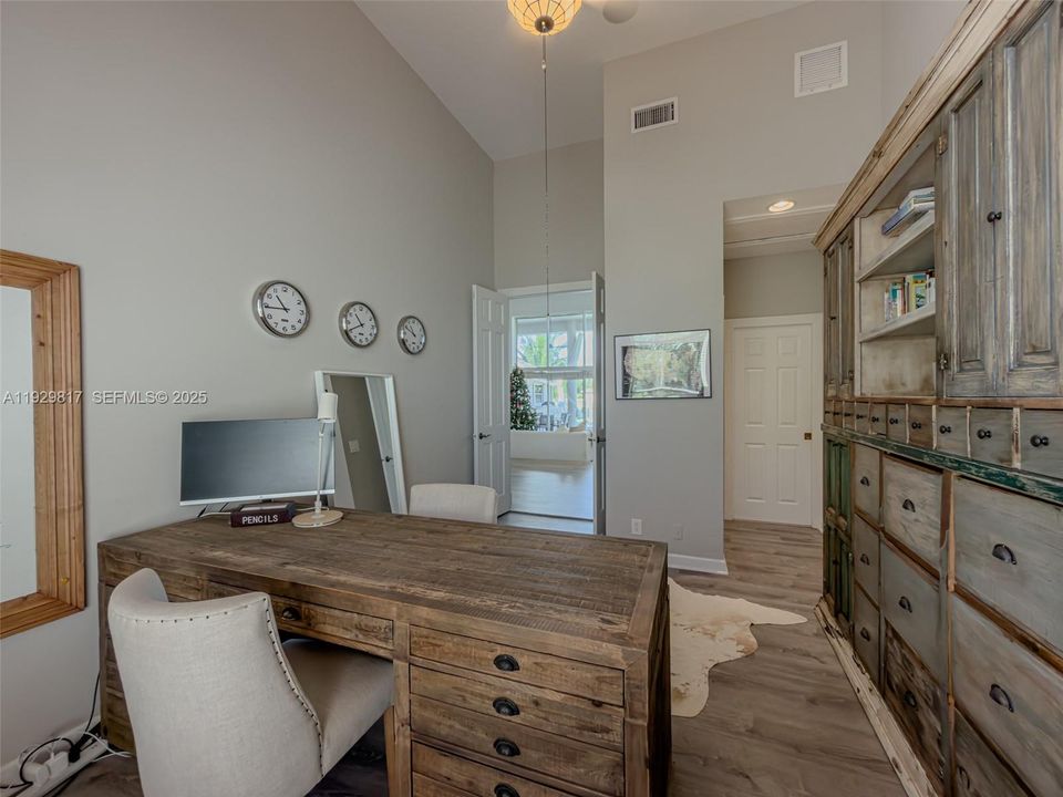 For Sale: $2,700,000 (7 beds, 6 baths, 4787 Square Feet)