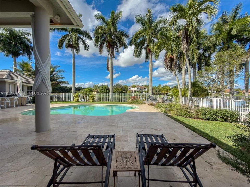 For Sale: $2,700,000 (7 beds, 6 baths, 4787 Square Feet)