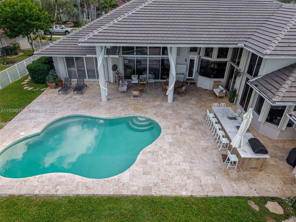 For Sale: $2,700,000 (7 beds, 6 baths, 4787 Square Feet)