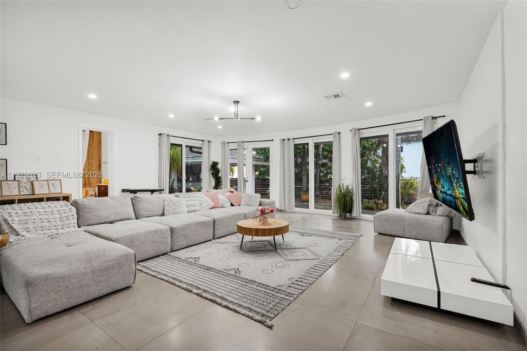 For Sale: $1,300,000 (4 beds, 3 baths, 2529 Square Feet)