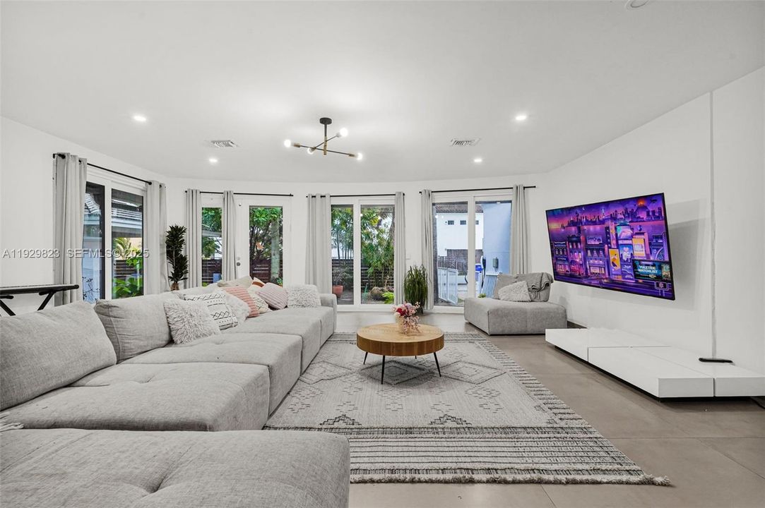 For Sale: $1,300,000 (4 beds, 3 baths, 2529 Square Feet)