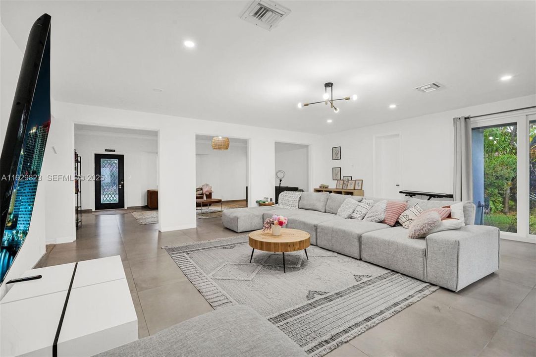 For Sale: $1,300,000 (4 beds, 3 baths, 2529 Square Feet)