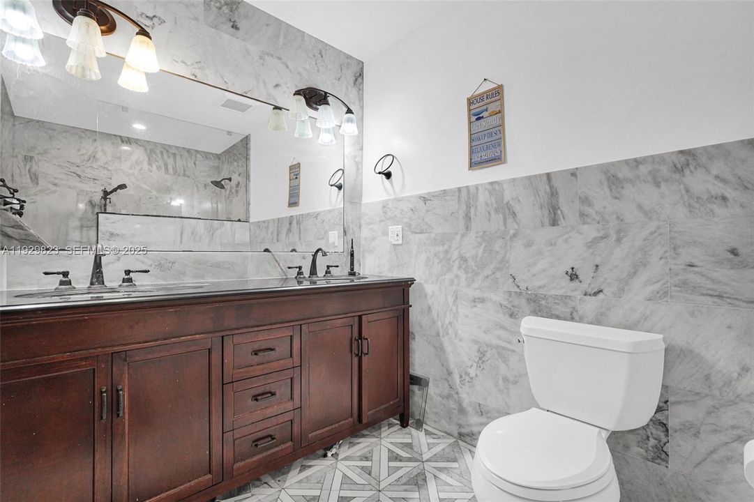 For Sale: $1,300,000 (4 beds, 3 baths, 2529 Square Feet)