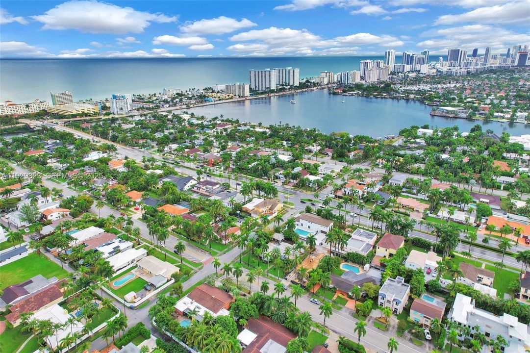 For Sale: $1,300,000 (4 beds, 3 baths, 2529 Square Feet)