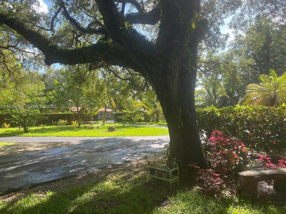 待售: $1,499,999 (5 贝兹, 4 浴室, 2194 平方英尺)