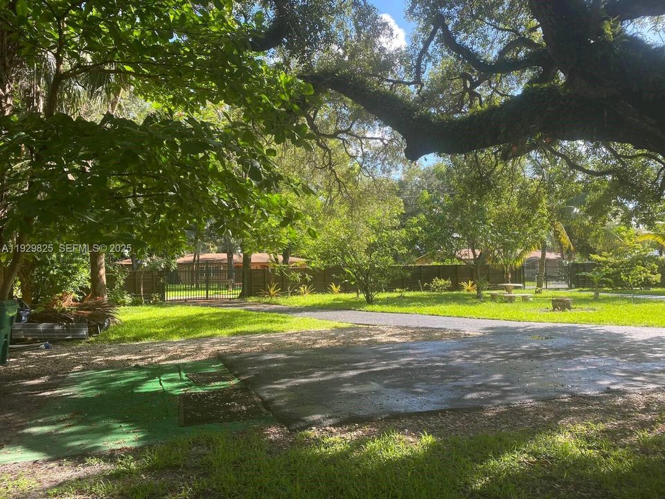 待售: $1,499,999 (5 贝兹, 4 浴室, 2194 平方英尺)