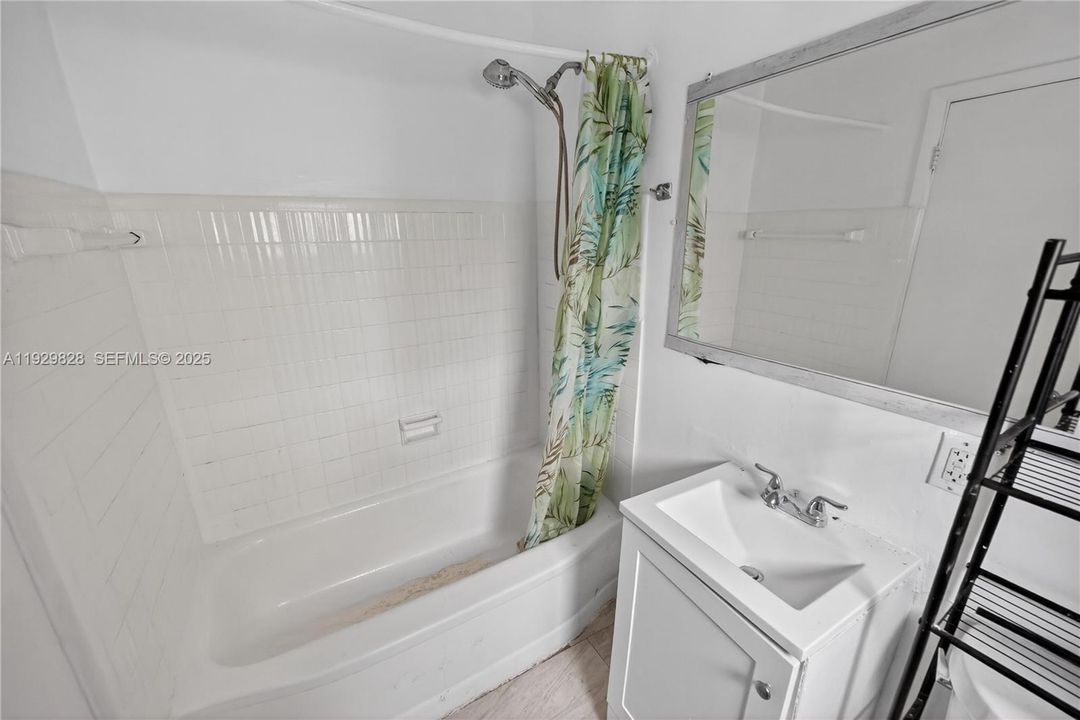 For Rent: $2,300 (2 beds, 2 baths, 0 Square Feet)