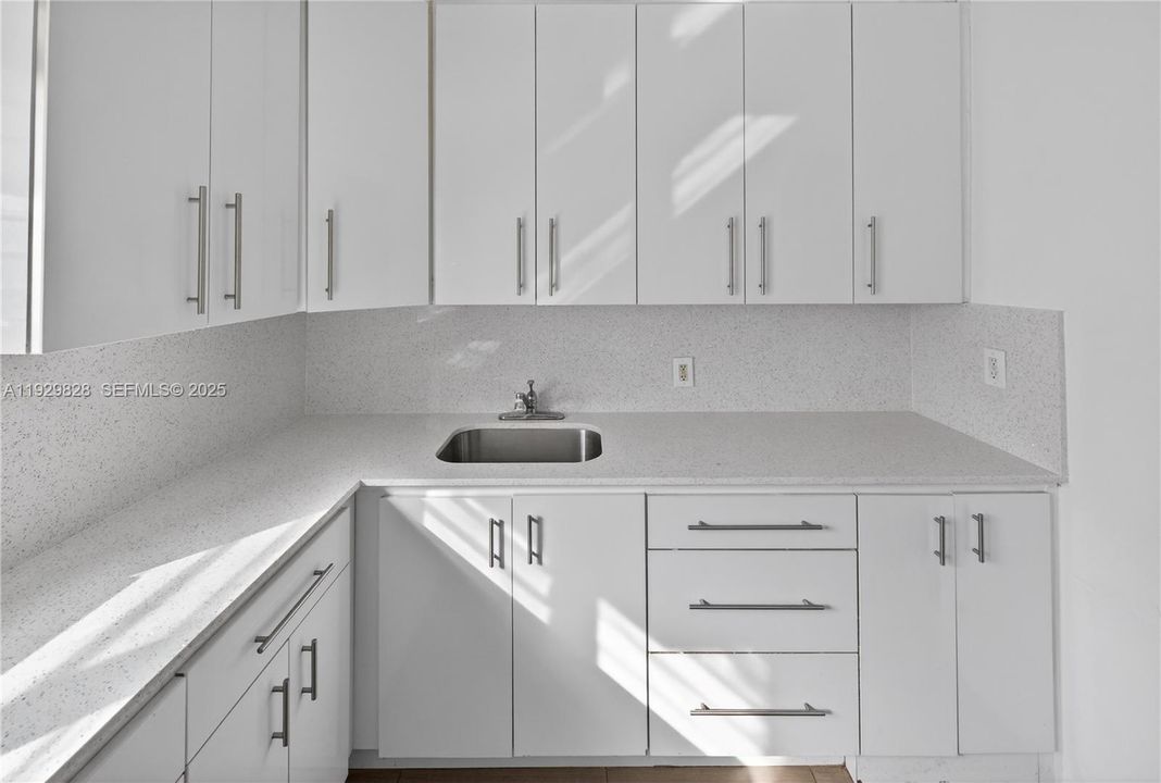 For Rent: $2,300 (2 beds, 2 baths, 0 Square Feet)