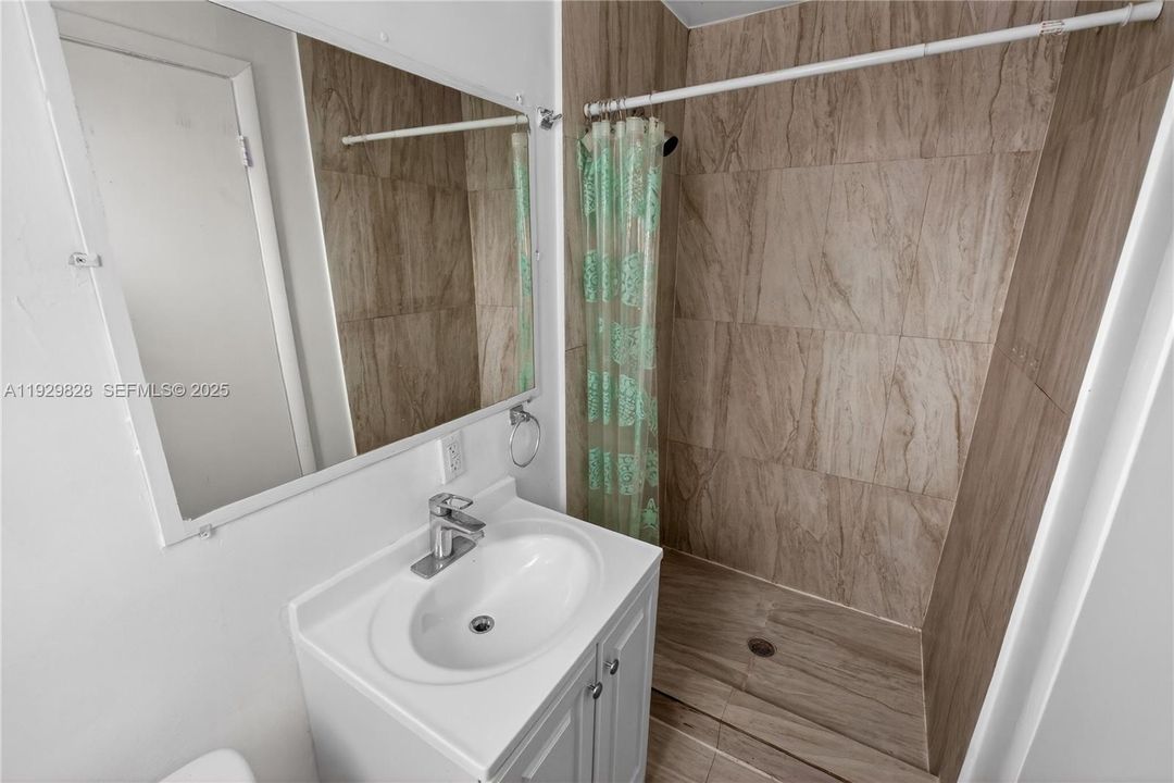 For Rent: $2,300 (2 beds, 2 baths, 0 Square Feet)