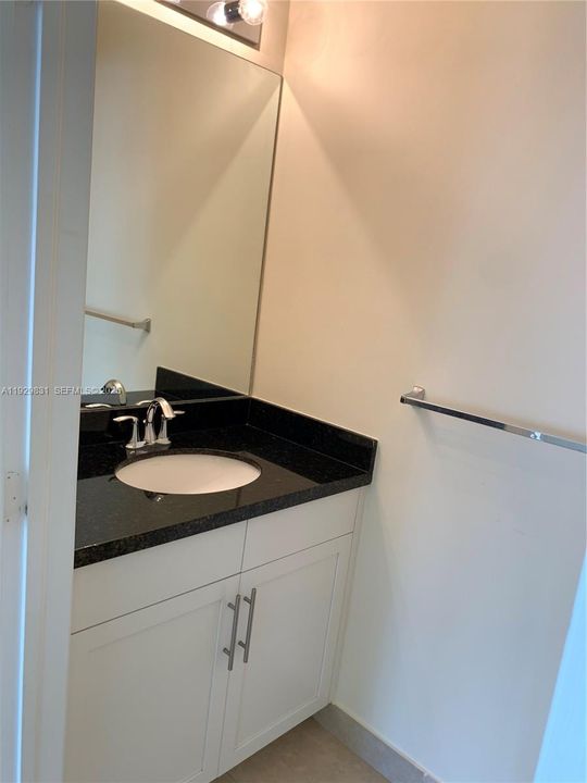 For Sale: $400,000 (2 beds, 2 baths, 1662 Square Feet)