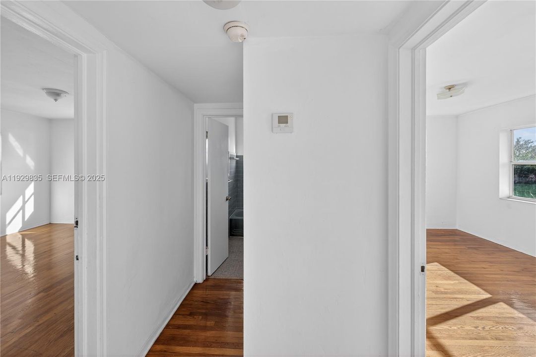 For Rent: $2,300 (2 beds, 1 baths, 0 Square Feet)