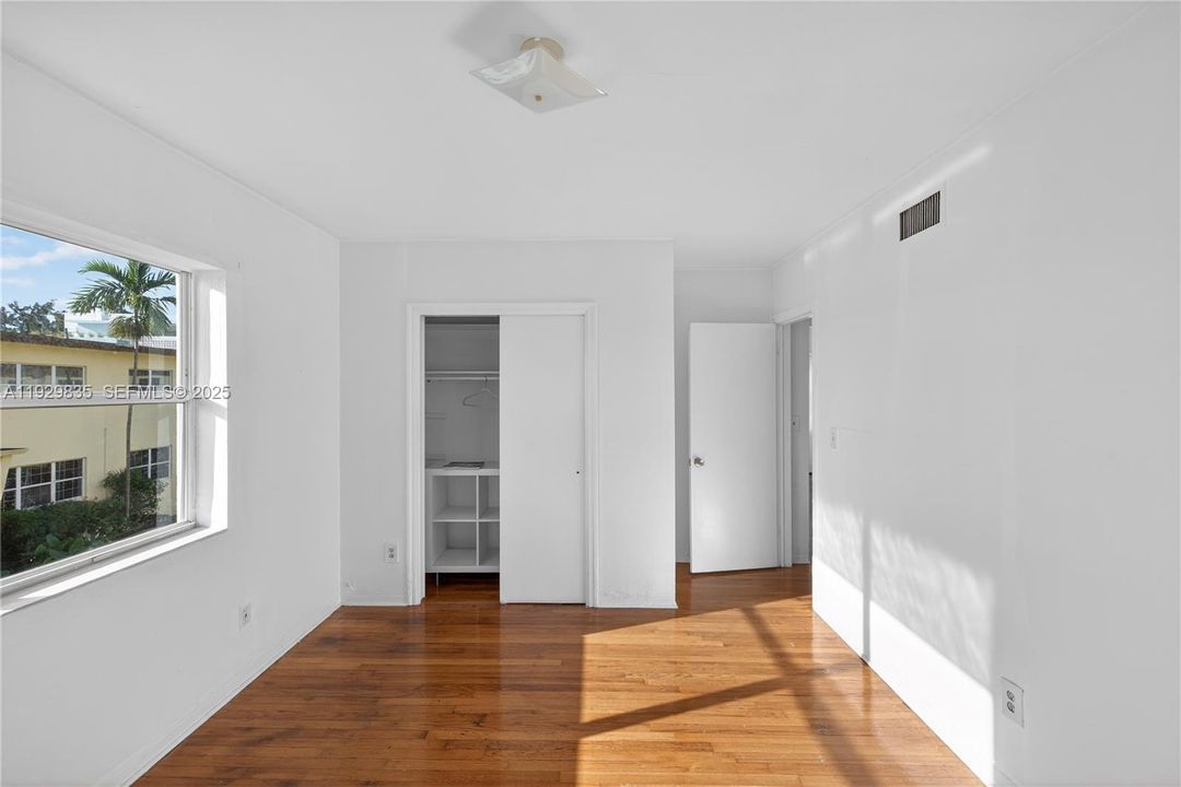 For Rent: $2,300 (2 beds, 1 baths, 0 Square Feet)