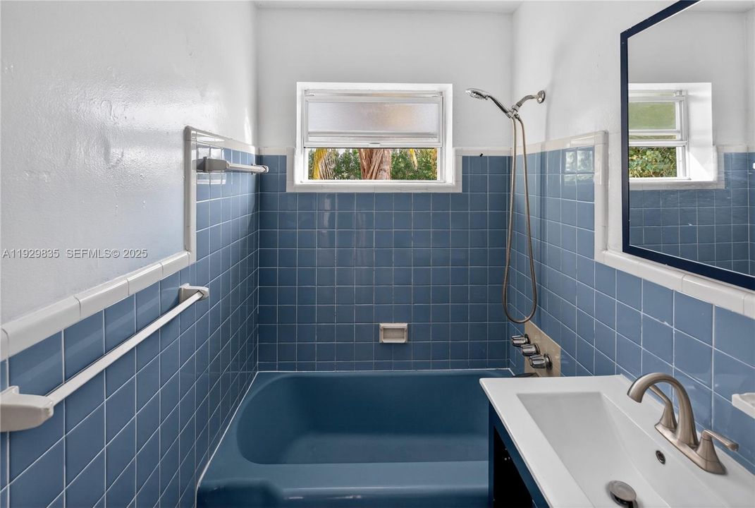 For Rent: $2,300 (2 beds, 1 baths, 0 Square Feet)