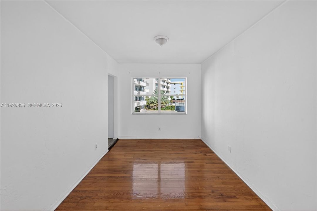 For Rent: $2,300 (2 beds, 1 baths, 0 Square Feet)