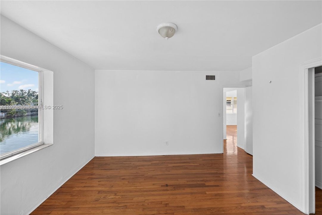 For Rent: $2,300 (2 beds, 1 baths, 0 Square Feet)