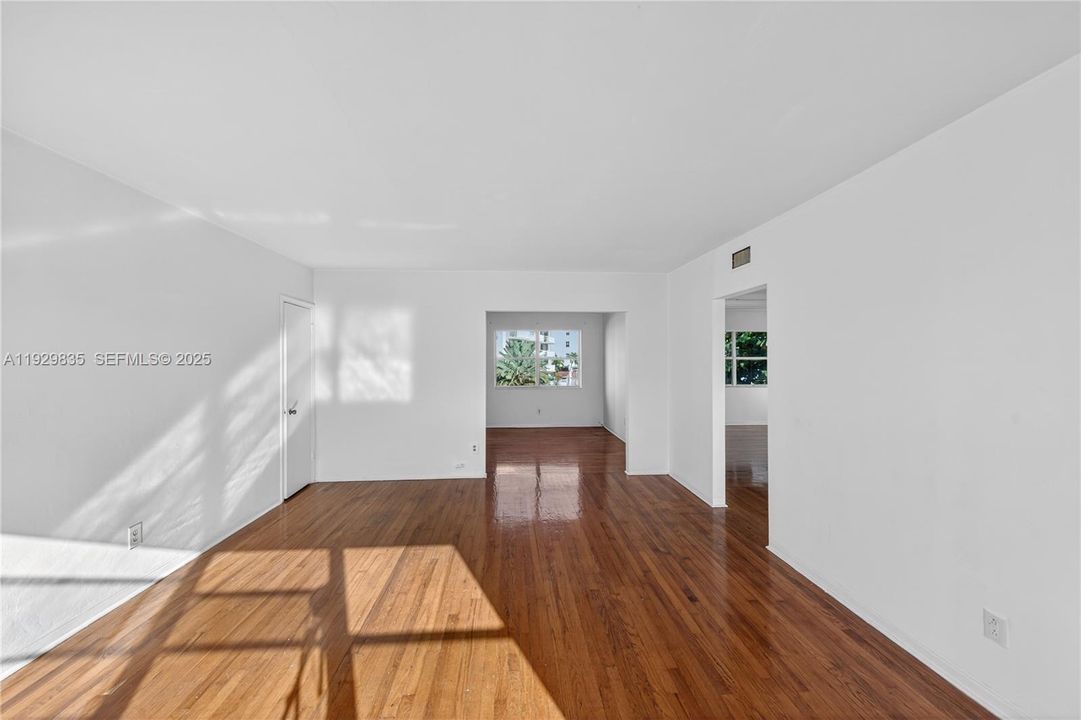 For Rent: $2,300 (2 beds, 1 baths, 0 Square Feet)