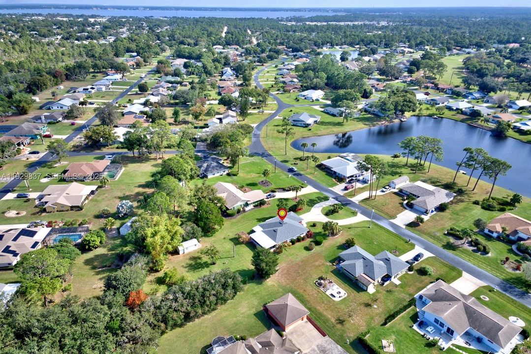 待售: $290,000 (2 贝兹, 2 浴室, 1448 平方英尺)