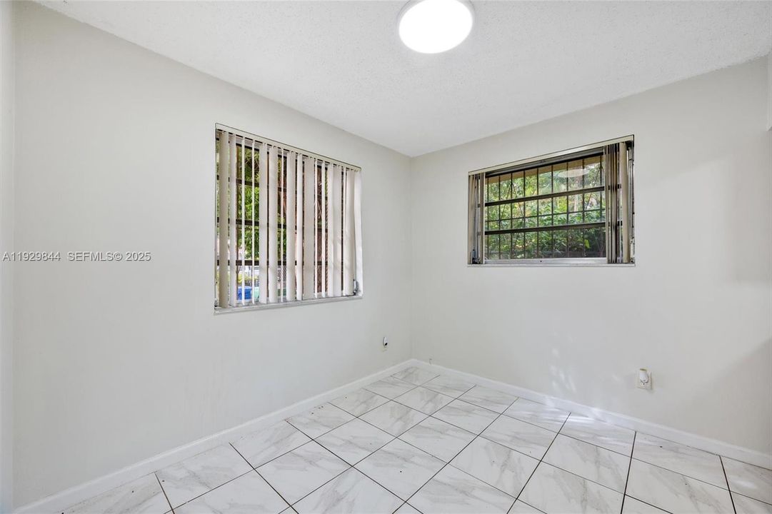 For Rent: $3,000 (3 beds, 2 baths, 2730 Square Feet)