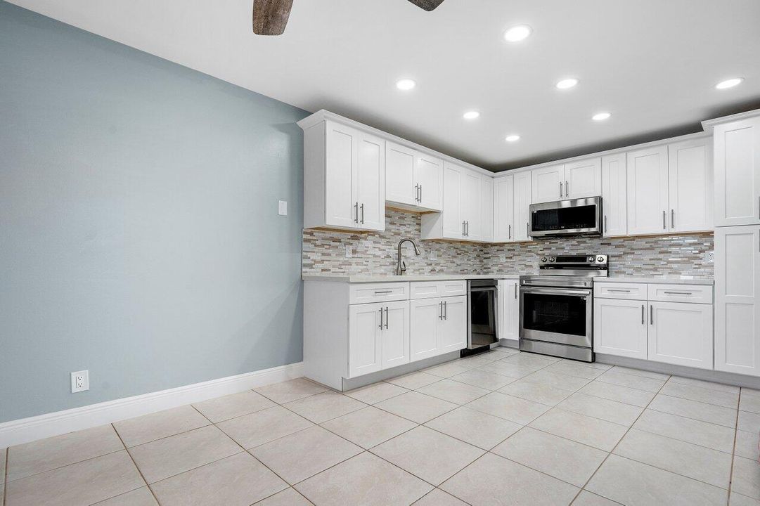 010-1740Northwest19thTerrace-204-DelrayB