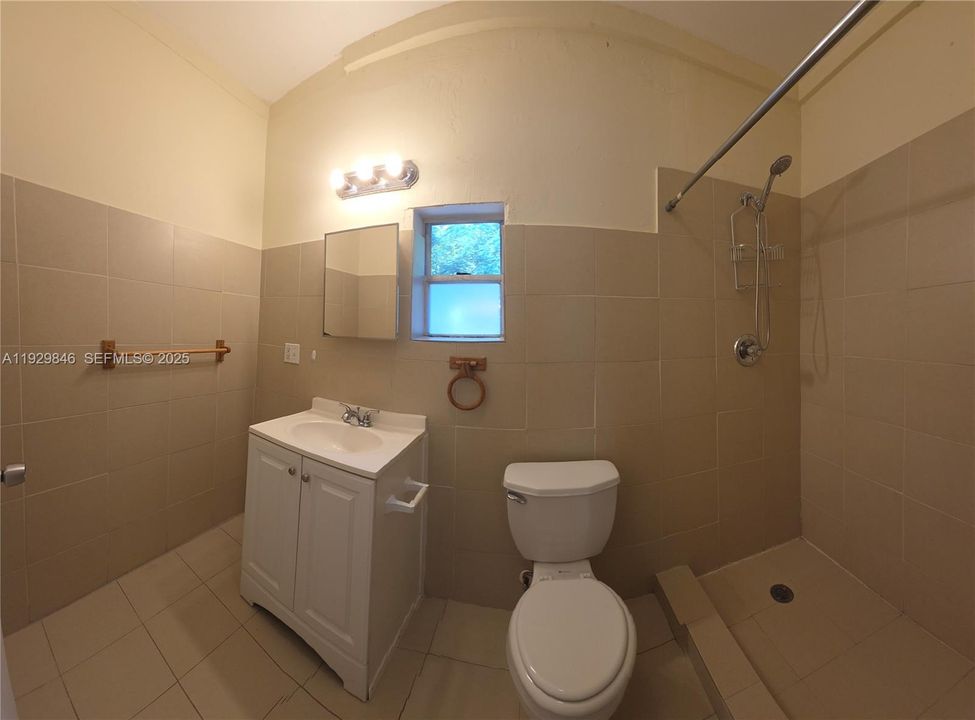 En Renta: $2,650 (3 camas, 2 baños, 946 Pies cuadrados)