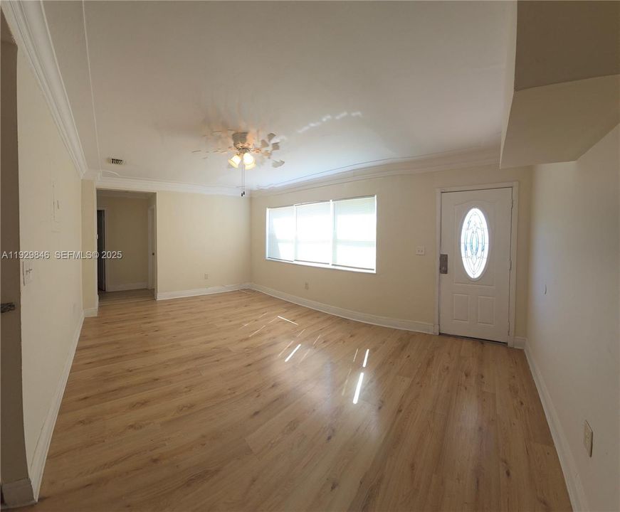 En Renta: $2,650 (3 camas, 2 baños, 946 Pies cuadrados)