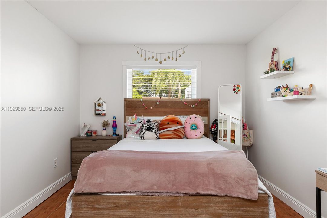 На продажу: $624,000 (3 спален, 2 ванн, 1810 Квадратных фут)