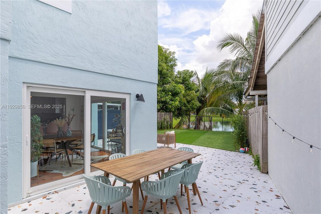 На продажу: $624,000 (3 спален, 2 ванн, 1810 Квадратных фут)