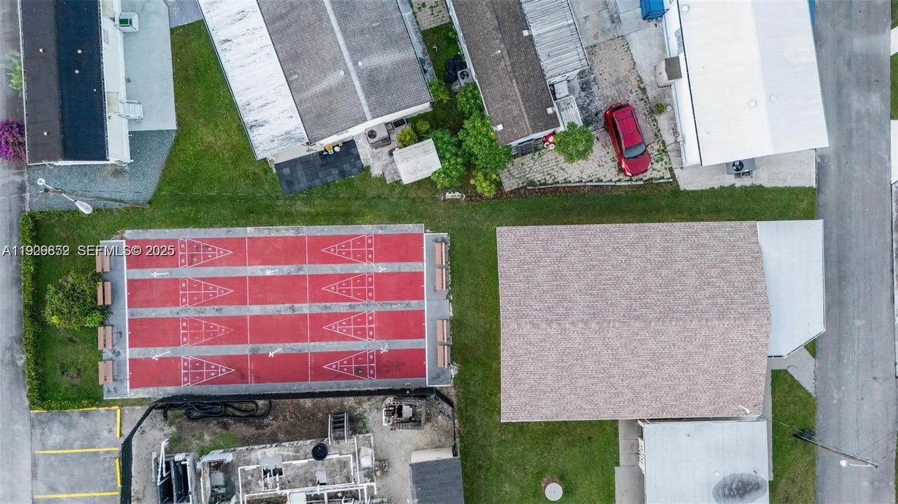 待售: $104,000 (2 贝兹, 1 浴室, 1000 平方英尺)