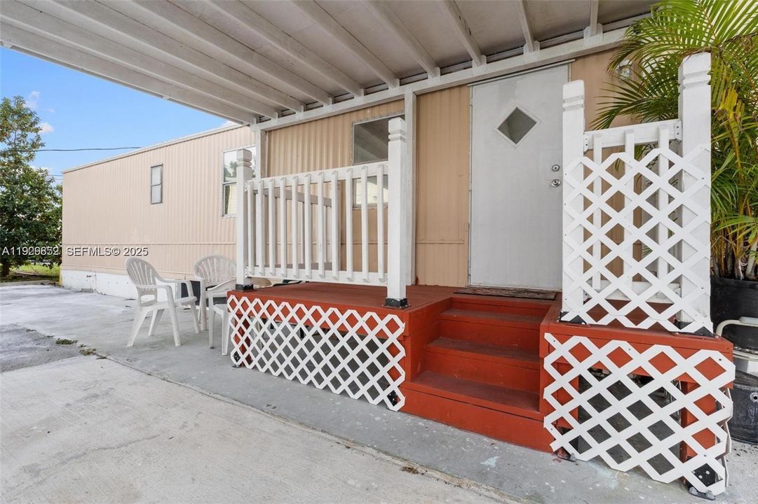 待售: $104,000 (2 贝兹, 1 浴室, 1000 平方英尺)