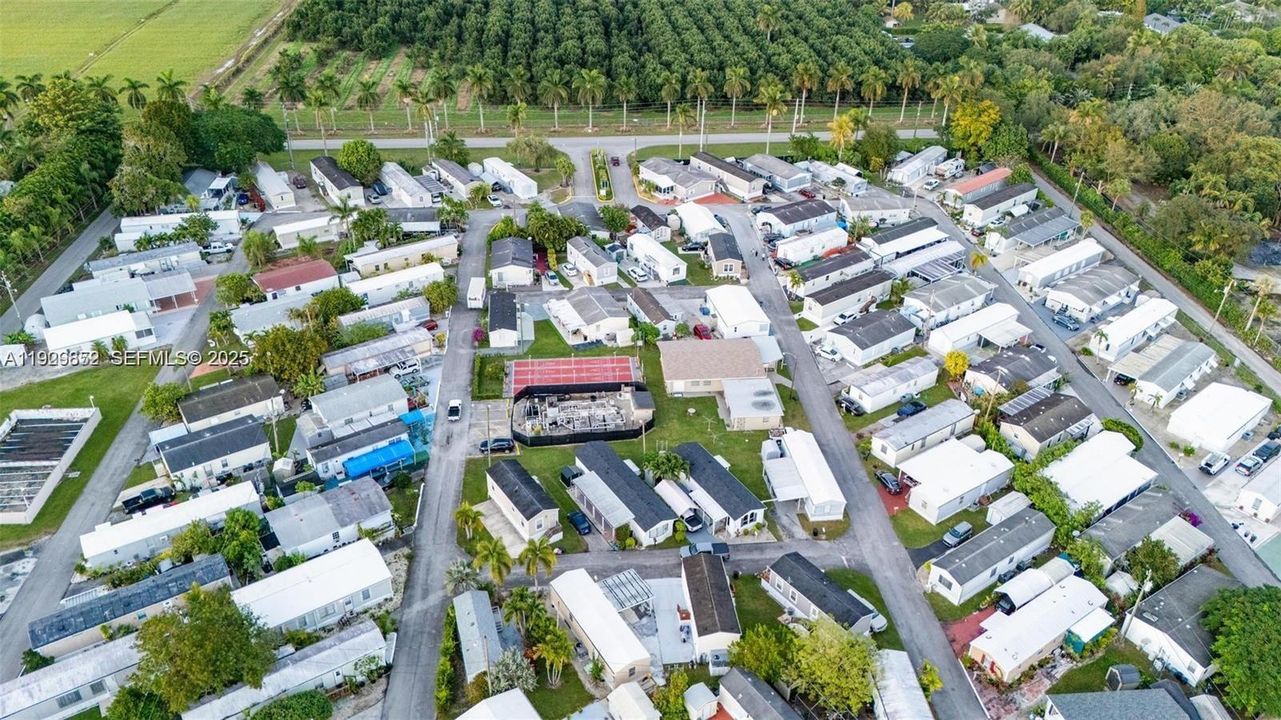 待售: $104,000 (2 贝兹, 1 浴室, 1000 平方英尺)