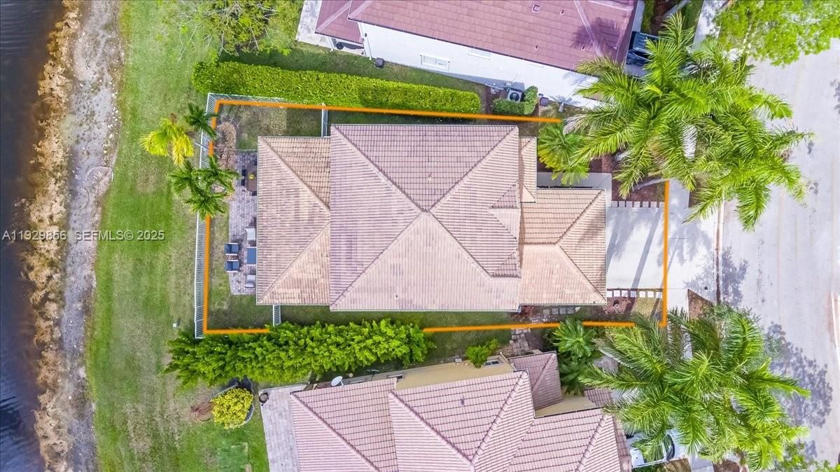 На продажу: $875,000 (4 спален, 2 ванн, 2136 Квадратных фут)