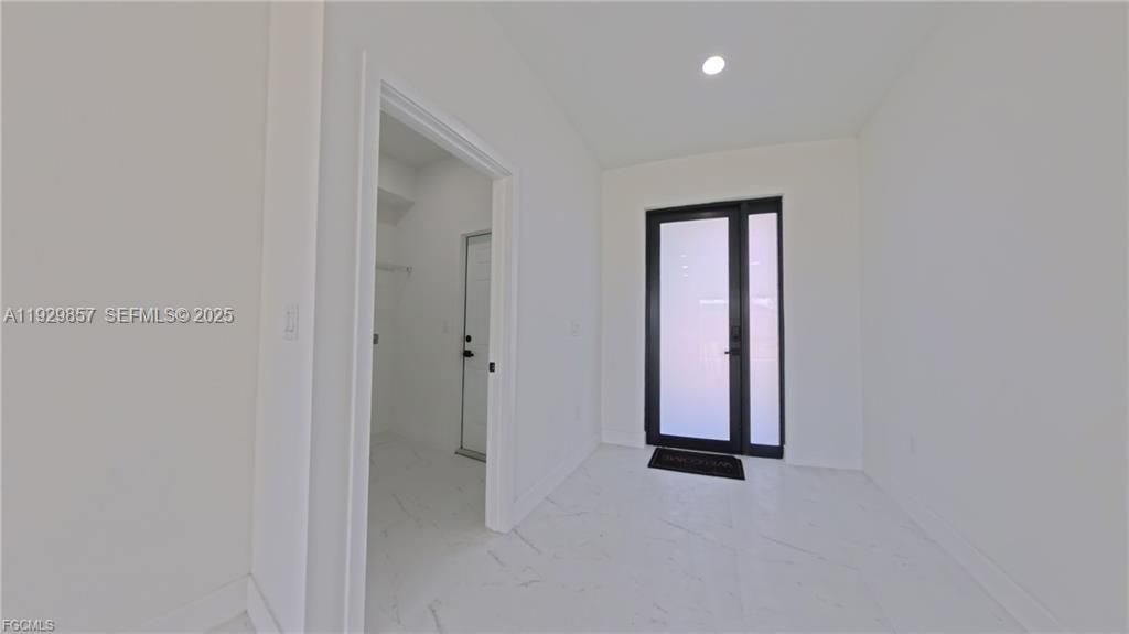 En Venta: $289,999 (3 camas, 2 baños, 0 Pies cuadrados)