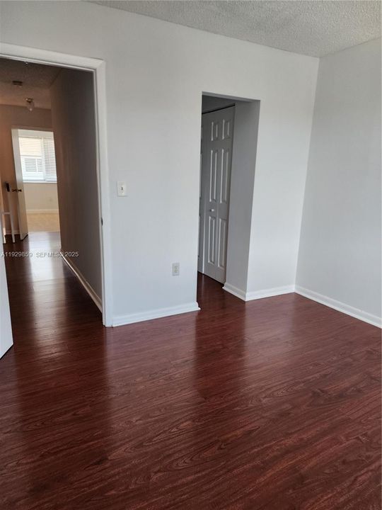 В аренду: $2,400 (2 спален, 1 ванн, 1120 Квадратных фут)