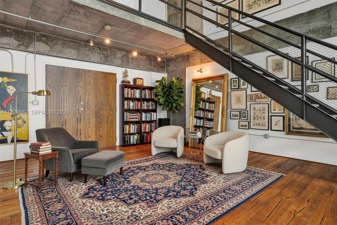 For Sale: $1,590,000 (2 beds, 2 baths, 1906 Square Feet)