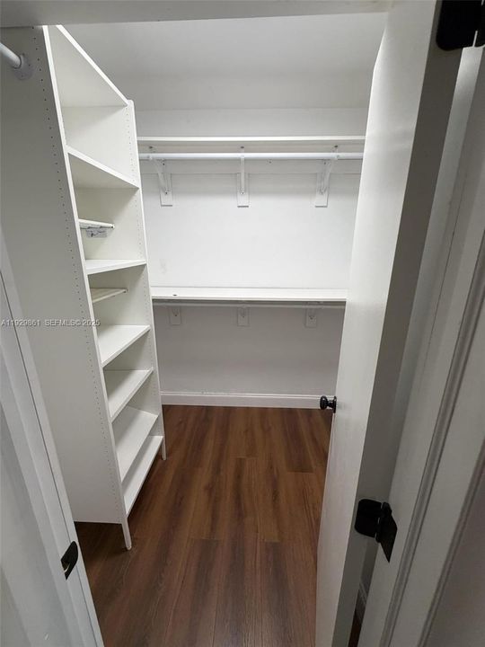 For Rent: $3,300 (3 beds, 2 baths, 1606 Square Feet)