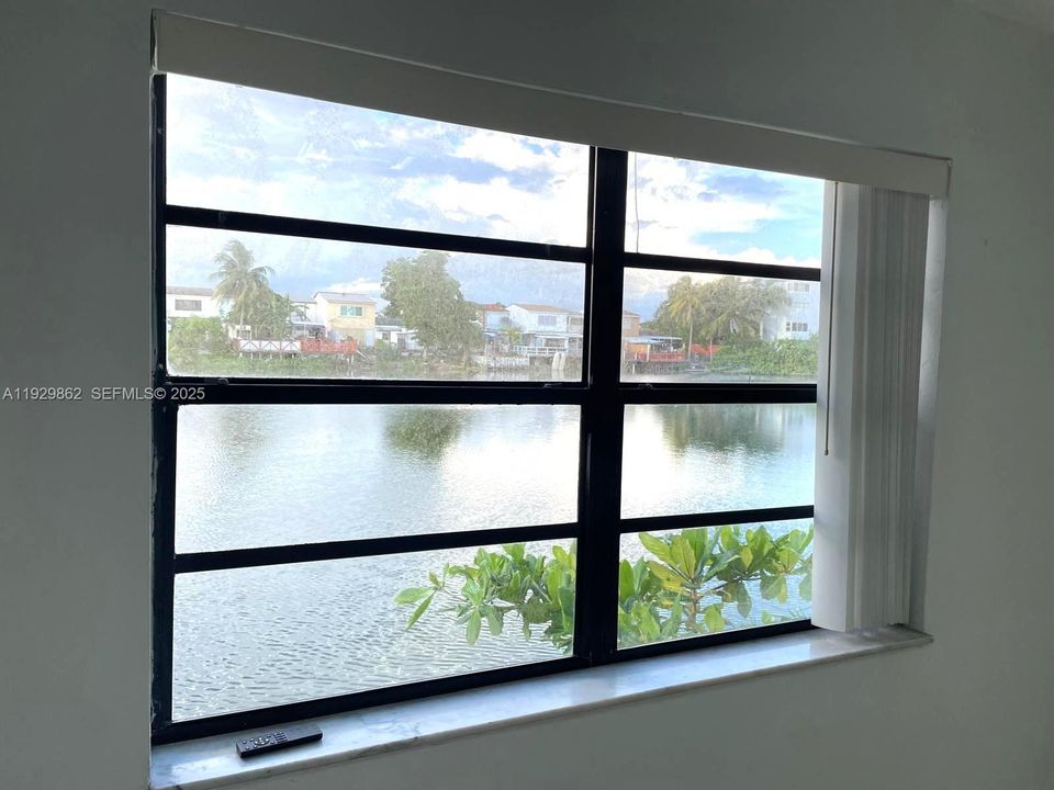 В аренду: $2,000 (2 спален, 1 ванн, 771 Квадратных фут)