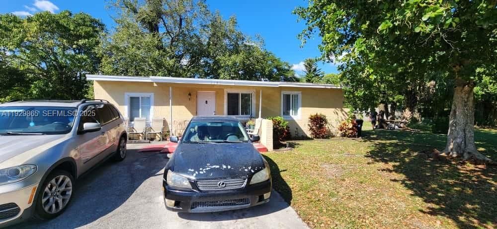 En Venta: $165,000 (3 camas, 2 baños, 977 Pies cuadrados)